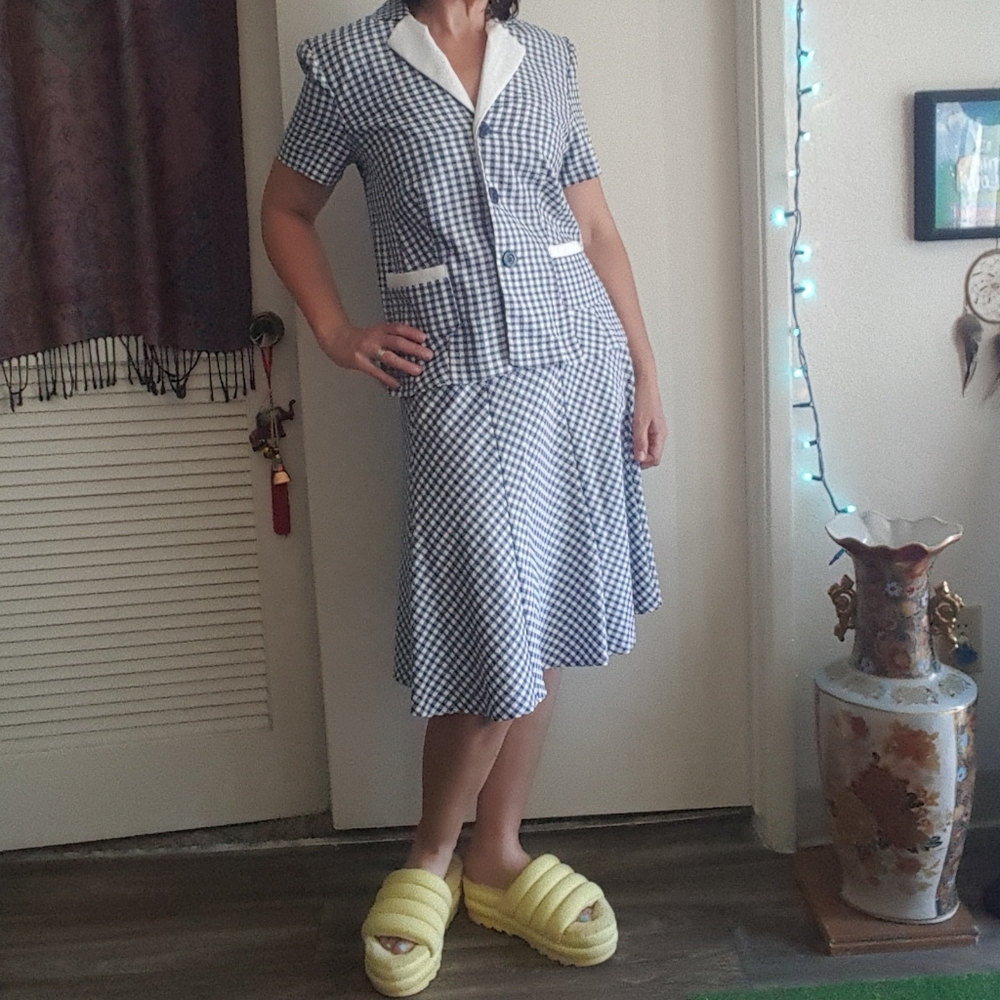 🌙Vintage 2-piece Seersucker Skirt Suit - Picture 3 of 11